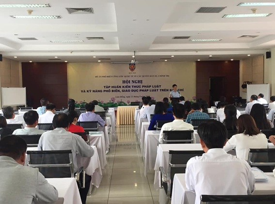 Hội nghị tập huấn kiến thức pháp luật và kỹ năng phổ biến, giáo dục pháp luật trên báo chí 
