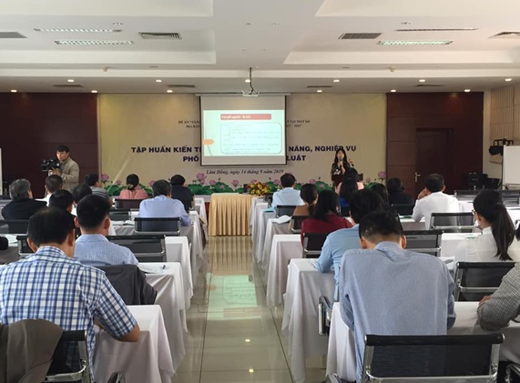 Hội nghị tập huấn kiến thức pháp luật và kỹ năng, nghiệp vụ phổ biến, giáo dục pháp luật 
