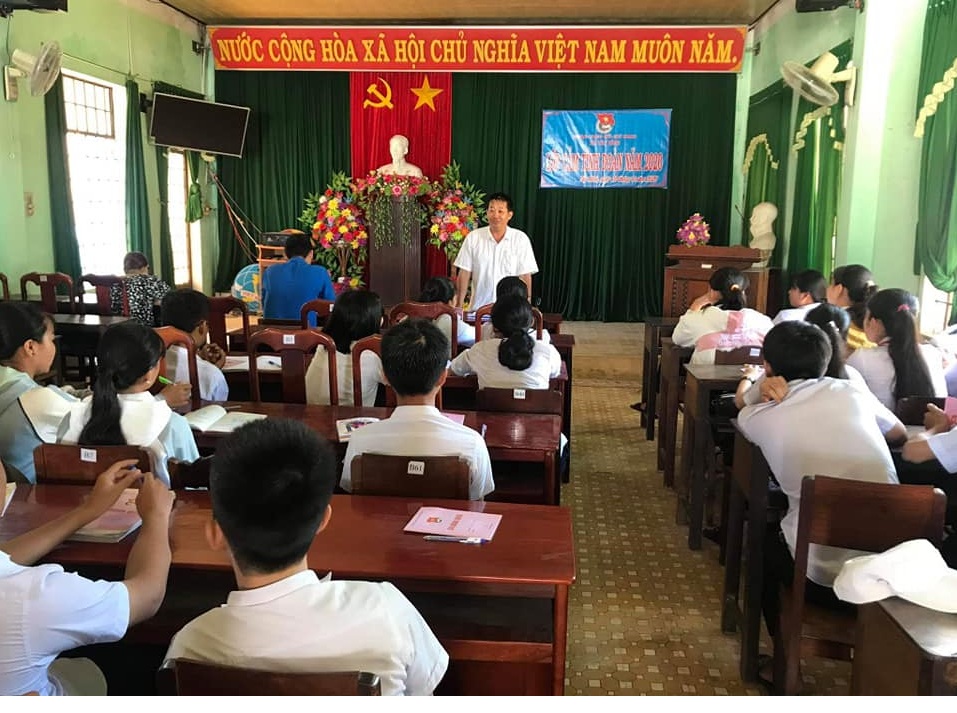 Xã Đoàn Tây Bình, huyện Tây Sơn Tuyên truyền pháp luật về phòng, chống đuối nước 