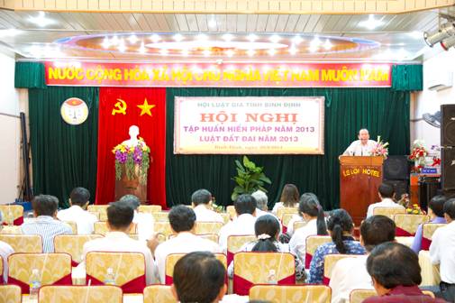 Hội Luật gia tỉnh: Hội nghị triển khai, tập huấn Hiến pháp năm 2013 và Luật Đất đai năm 2013 