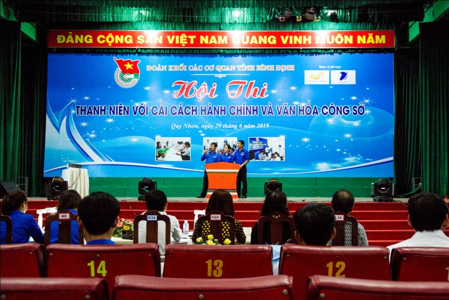 Hội thi “Thanh niên với cải cách hành chính và văn hóa công sở”