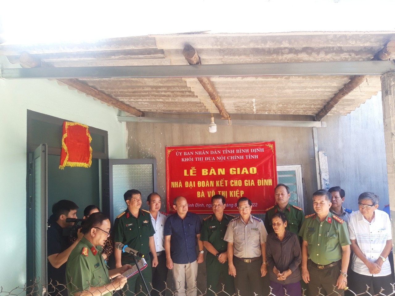 Bình Định: Khối thi đua Nội chính tỉnh tổ chức Lễ bàn giao nhà Đại đoàn kết tại thị xã Hoài Nhơn