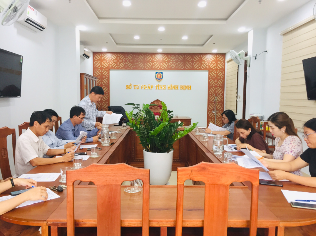 Góp ý dự thảo Thông tư quy định về phân cấp, ủy quyền cho Ban quản lý KCN, KCX, KKT thực hiện thẩm định, phê duyệt kết quả thẩm định báo cáo đánh giá tác động môi trường; cấp, cấp đổi, điều chỉnh, cấp lại, thu hồi giấy phép môi trường