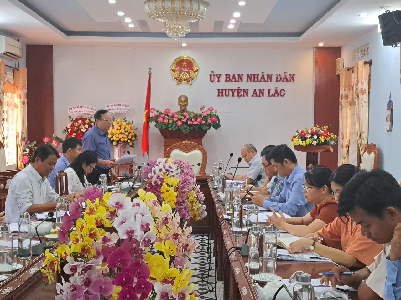 (Hình minh họa: Kiểm tra tình hình thi hành pháp luật về quản lý, điều hành giá các mặt hàng thiết yếu trên địa bàn huyện An Lão năm 2023)