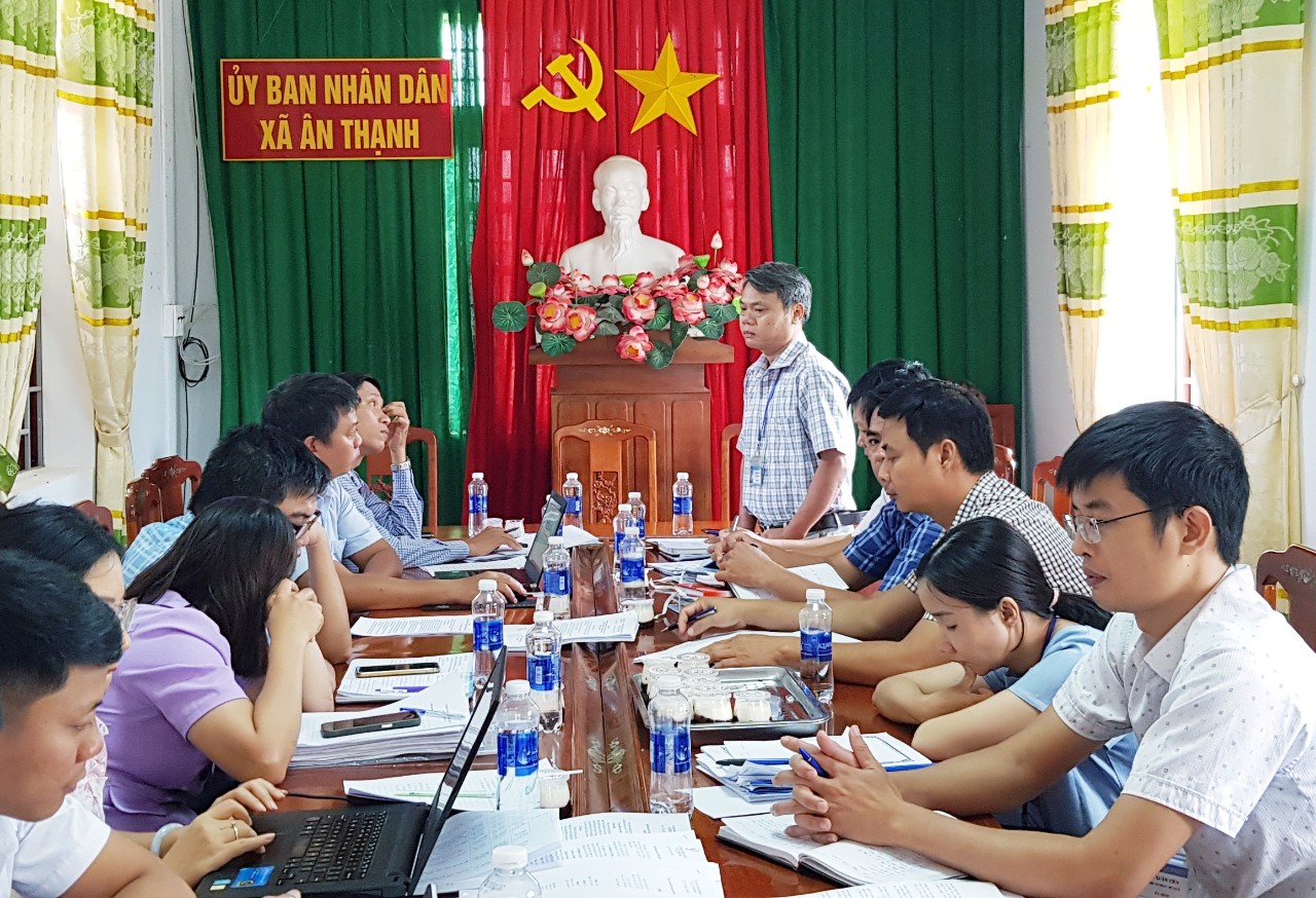 (Quang cảnh kiểm tra tại xã Ân Thạnh)
