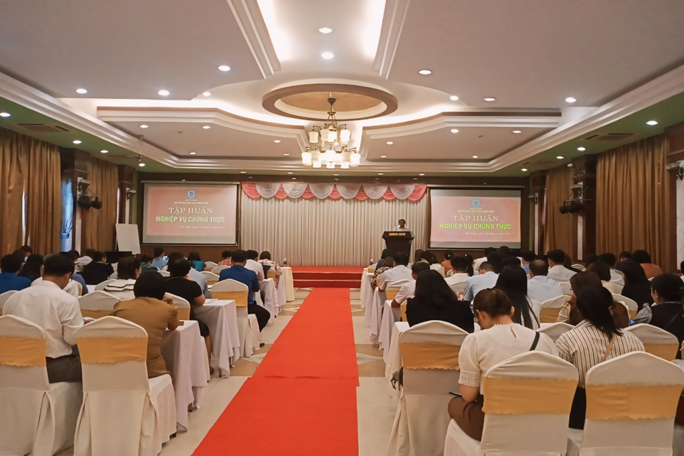(ảnh chụp tại hội nghị ngày 10/04/2024)