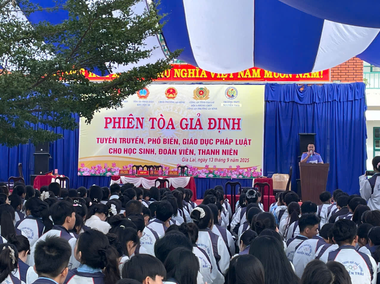 PHIÊN TOÀ GIẢ ĐỊNH – TUYÊN TRUYỀN, PHỔ BIẾN,  GIÁO DỤC PHÁP LUẬT TẠI TRƯỜNG THPT NGUYỄN TRÃI
